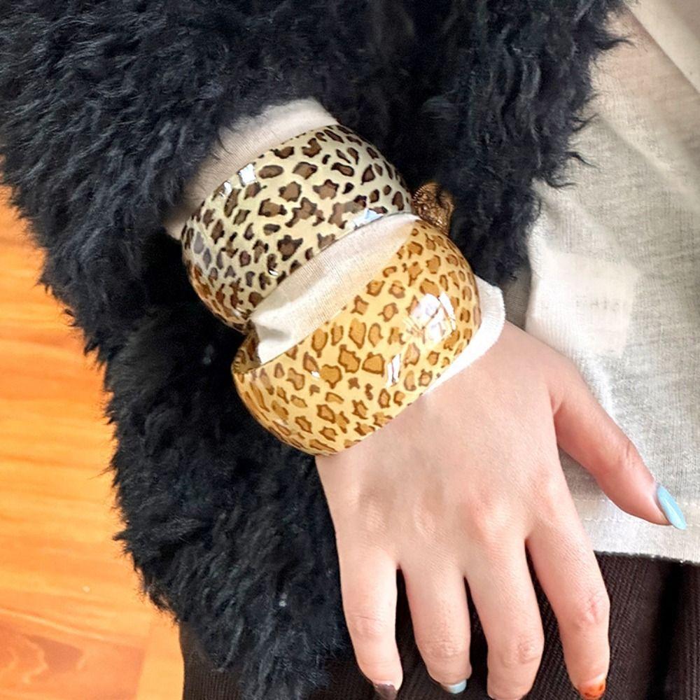 Europe American Style Wide Open Bangle Fashionable Leopard Print Cuff Bangles  Gift