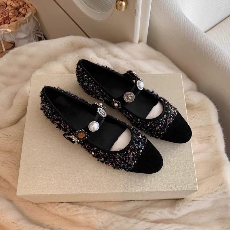 Fashion Spring New Flat Shoes Women's Fashion Round Head Splicing Sequin Cloth Metal Buckle Soft Sole Non-slip Shoes