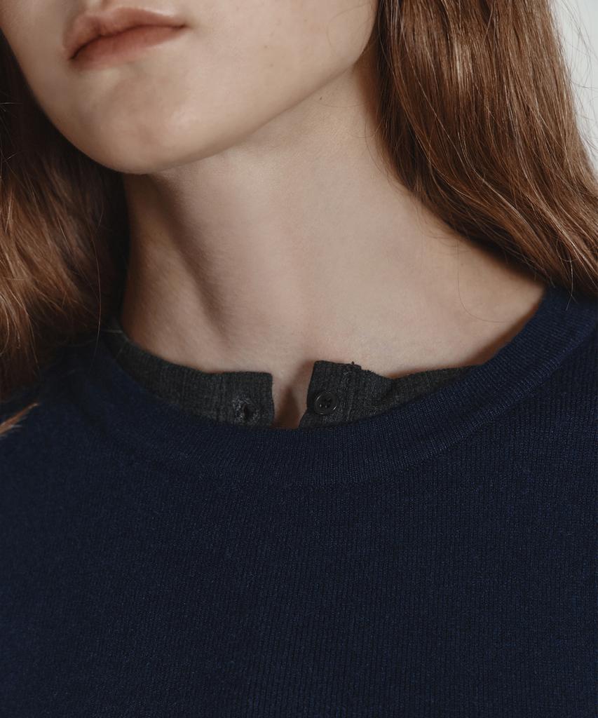 Isibchilwai Soft Touch Knit Vest (Navy)
