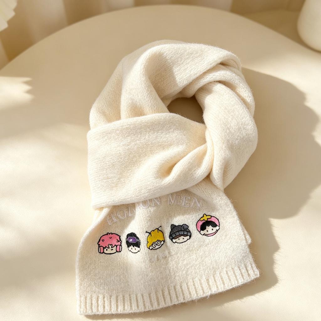 Korean-style Embroidered Cartoon Scarf Cute Design Thickened Knit Scarf, Versatile Popular Couple Neck Warmer