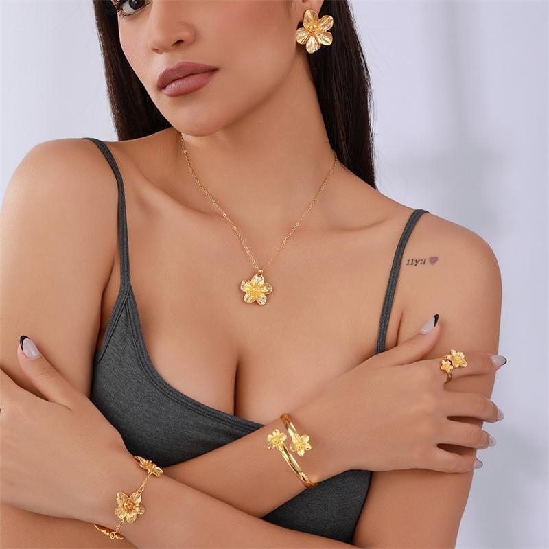 Trendy Gold Plated Floral Necklace Bracelet Ring Earrings Set Bridal Gift for Women Girls Wedding Party Anniversary Jewelry