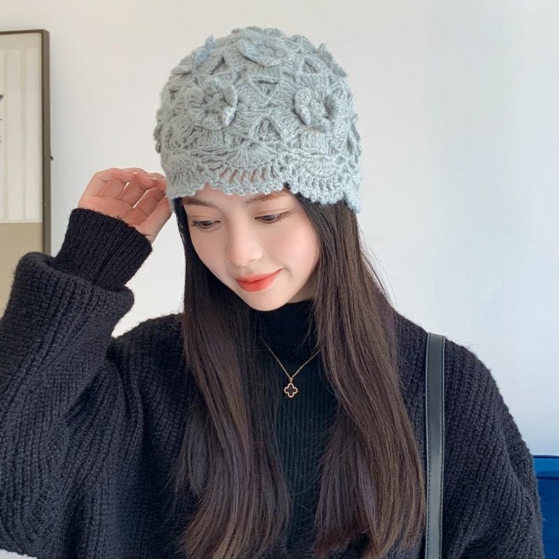 New Winter Crochet Hats for Women Beanie Caps Flowers Handmade Knitted Hat Female Lace Hat Chapeu Feminino Gorras