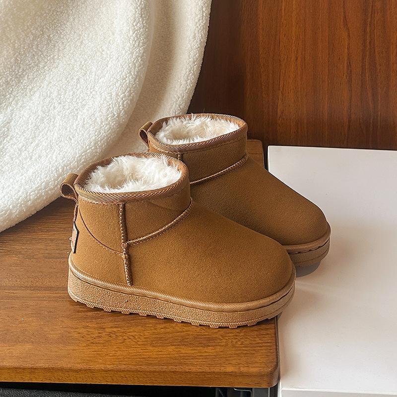 

Kids Classic Short Fur Lined Winter Snow Boots 25 коричневий