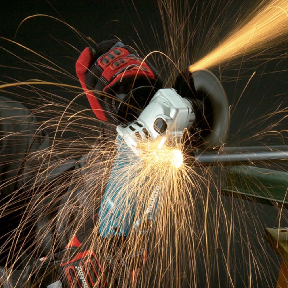 Makita GA5010 AC Disc Maximum Output 1100W Grinder, 125mm,