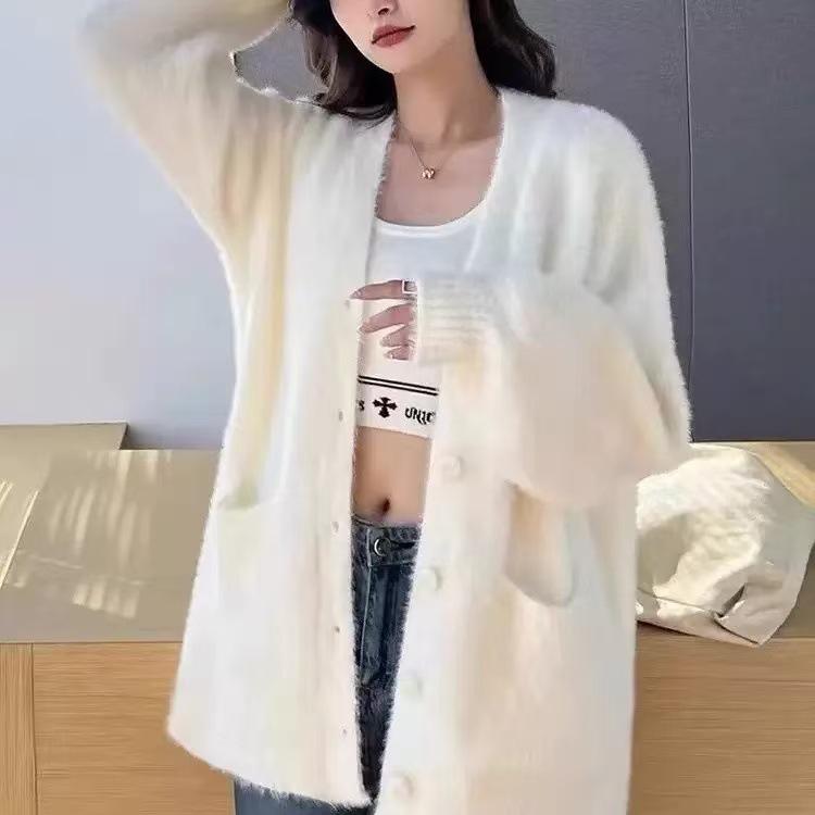 

Корейский шик Кардиган из искусственной норки с V-образным вырезом, двойными карманами и рукавами-фонариками One Size [80-140] грязно-белый