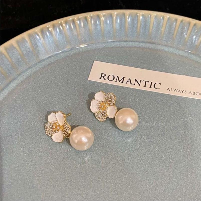 Pinkdudu Boucles d'oreilles clous en alliage de zinc avec zircone et fleur en verre coulant, élégantes et tendance, avec perles en résine pour femmes PD2268