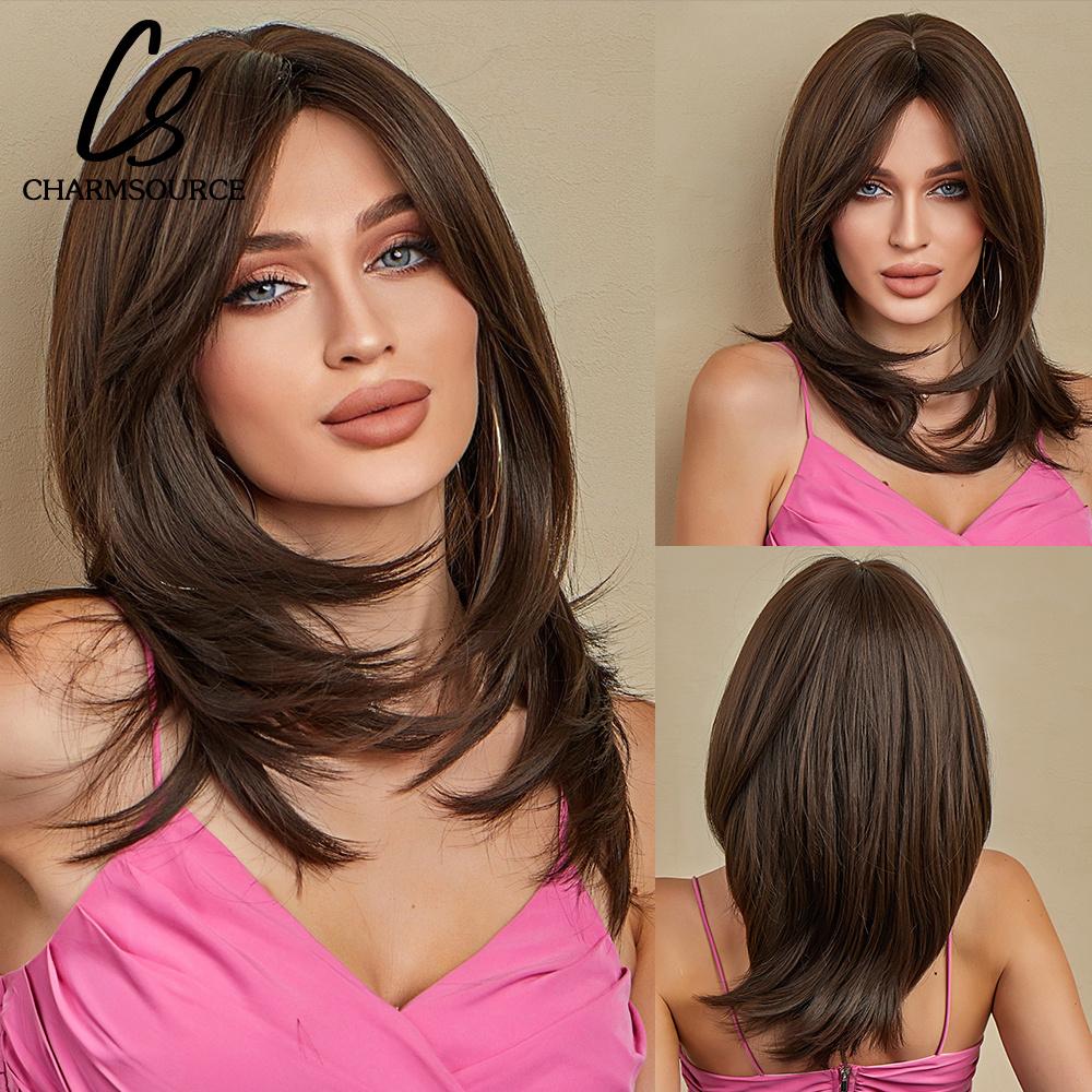 Natural Wavy Blonde Synthetic Wigs Medium Length Layered Hair with Side Bangs for Women Daily Party Cosplay Heat Resistant Fiber