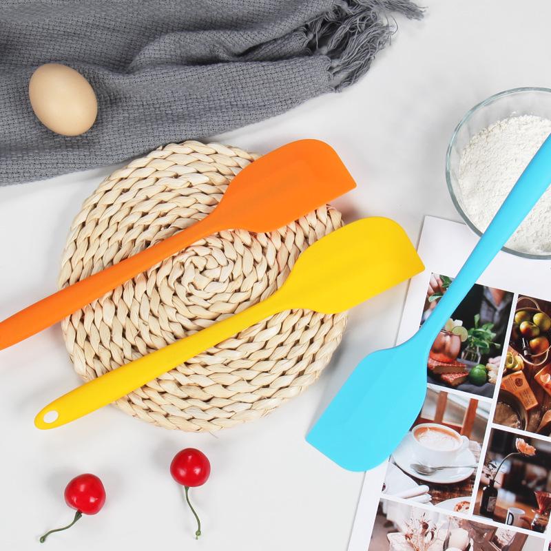 Large Silicone Cake & Jam Spatula - Soft Mixing Scraper Baking Tool