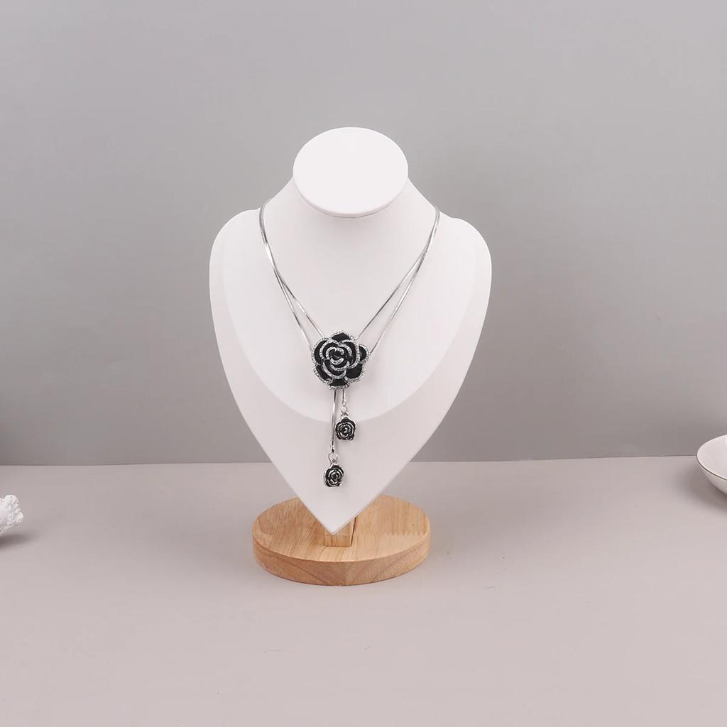 Velvet Portrait Necklace Display Pendant Organizer Jewelry Display Stand Jewelry Mannequin Bust Necklace Pendant Window Display