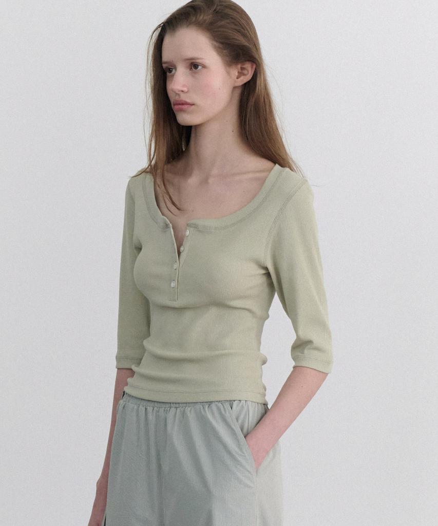 ANDNEEDS Kaylee 3/4 Henry Neck Tee (Mint)