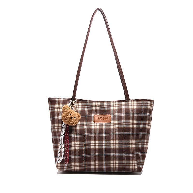 Autumn and winter retro large-capacity handbag women's 2025 new leisure commuter plaid college student class tote bag