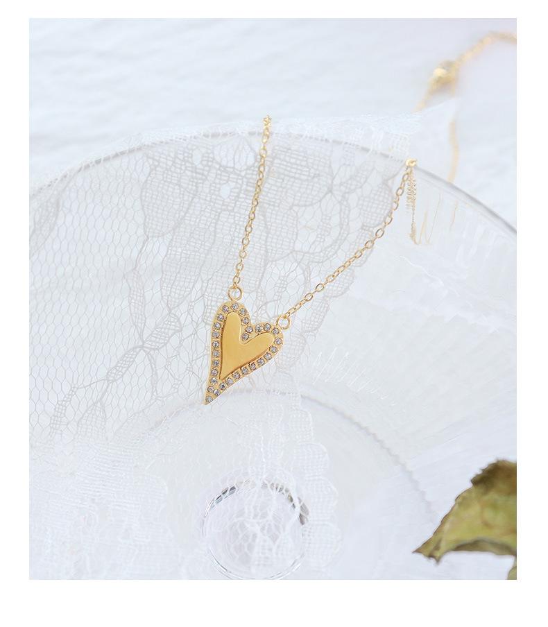 Korean Zircon Peach Heart Pendant Necklace in 18K Gold-Plated Titanium Steel