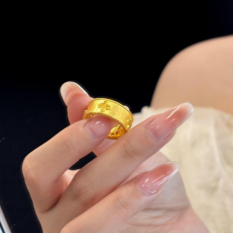 Retro Chinese High-Value Gold Silk Brocade Four-Leaf Flower Bracelet Ring Necklace Ancient Light Luxury Exquisite Set