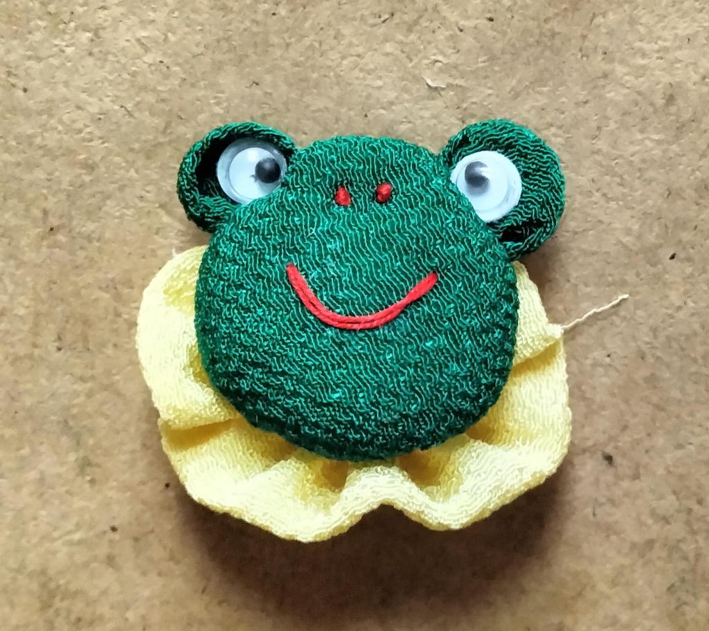 Set of 2 Frog Amulet Chirimen Craft Kit Charms,