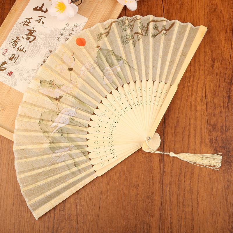 

10PCS Manual Hand Fans Foldable Chinese Wedding Motives Ancient Costume Design Lightweight Fan Party Favors For Ceremony Use