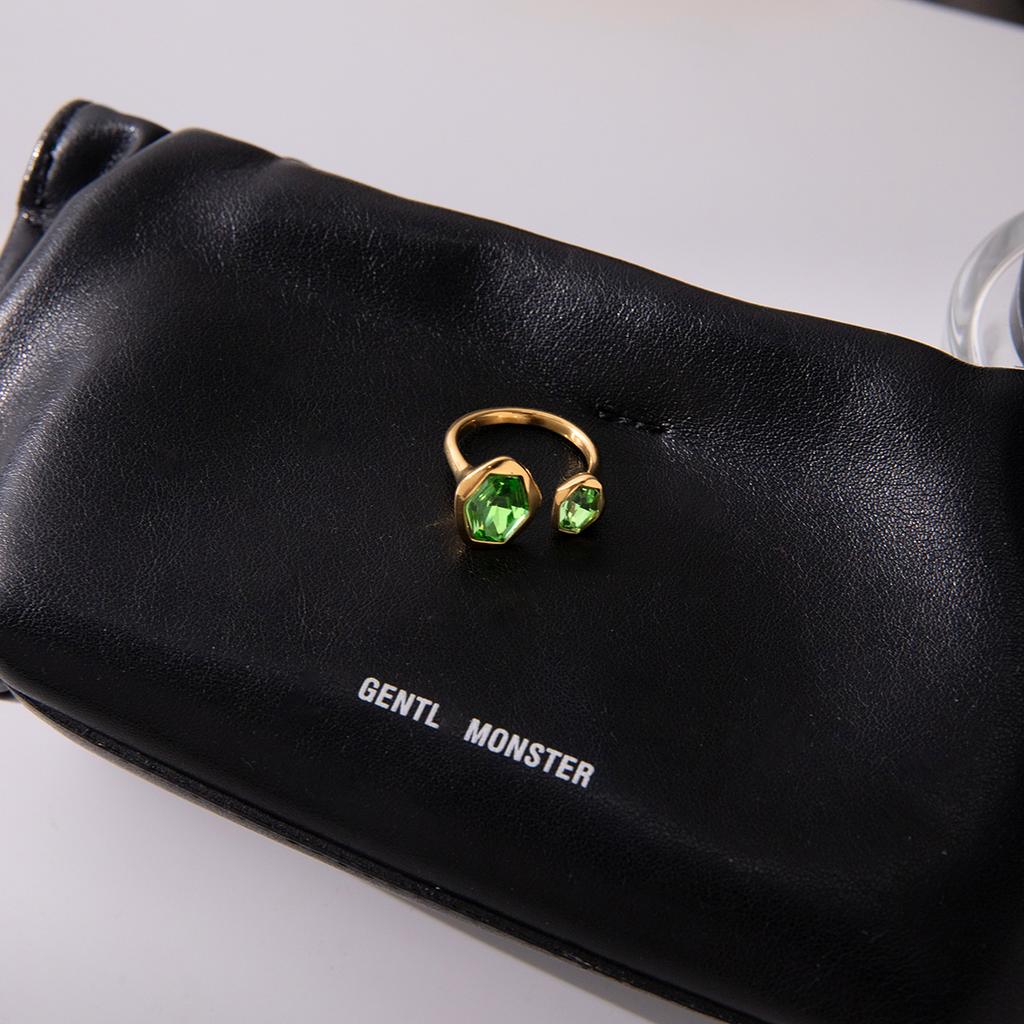 Youthway Modischer Grüner Zirkon Geometrischer Asymmetrischer Offener Ring Edelstahl Goldfarben Beschichtet Damenring Geschenk