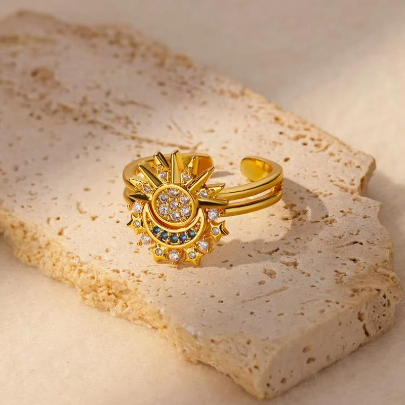 Simple personality copper inlaid zircon sun and moon with the same light stacked open ring sun and moon couple ring
