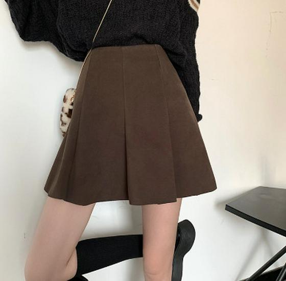 Black High-Waisted Wool Pleated A-Line Short Skirt for Women - Slim-Fit Spring/Autumn 2026 Collection
