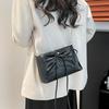 Beautiful casual large-capacity tote bag spring new versatile commuter simple shoulder messenger bag women
