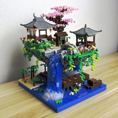 Set di Blocchi Micro Mattoncini a Tema Lago Taohuatan Giocattoli Creativi per Adulti Mattoncini Modello Paesaggio Cinese Unico con Luce LED