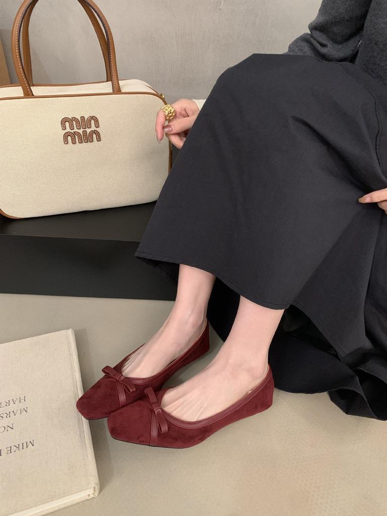 2025 new French bow shallow mouth single shoes women's square head flat shoes Korean version versatile autumn soft-soled shoes