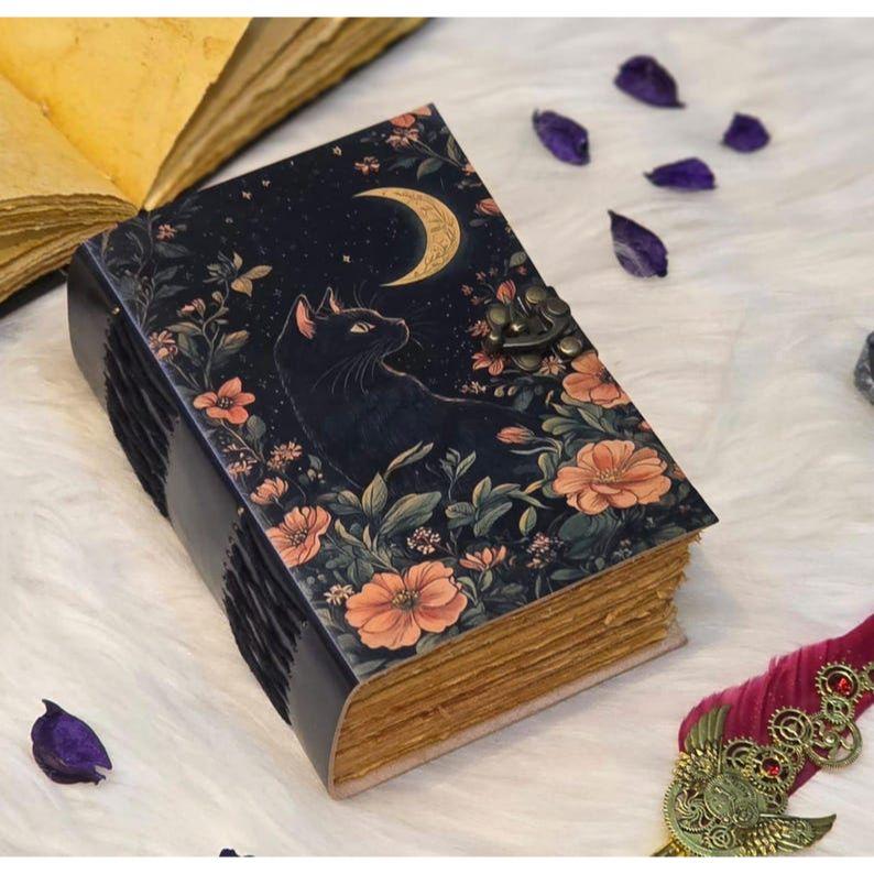 Black Cat Moon Journal | Handmade Vintage Diary with Lock | Witchy Notebook | Grimoire Journal | Book of Shadows | Leather Journal