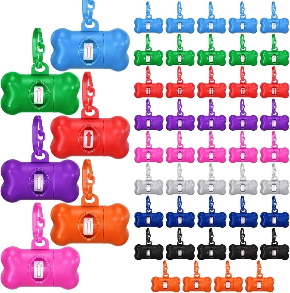 This Bone-shaped Storage Pouch Clips Easily Onto a Leash; It’s Sturdy and Durable, and Easy To Tear Open for Hygiene and Convenience.