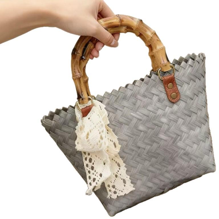 2025 Bamboo Weave Women's Summer Retro Rattan-Style Handmade Large Capacity Handbag