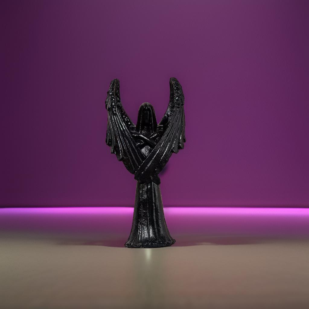 Creative White Resin Angel of Redemption Statue, Table Decoration, Hand Carved Angel Sculpture For Garden Home Decoration