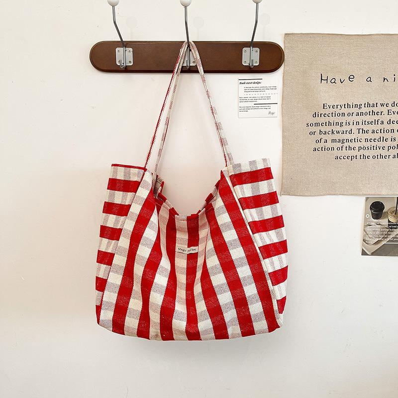 Large-capacity Casual Tote Bag Women's New Plaid Cloth Shoulder Bag Lightweight and Versatile Class Commuter Bag