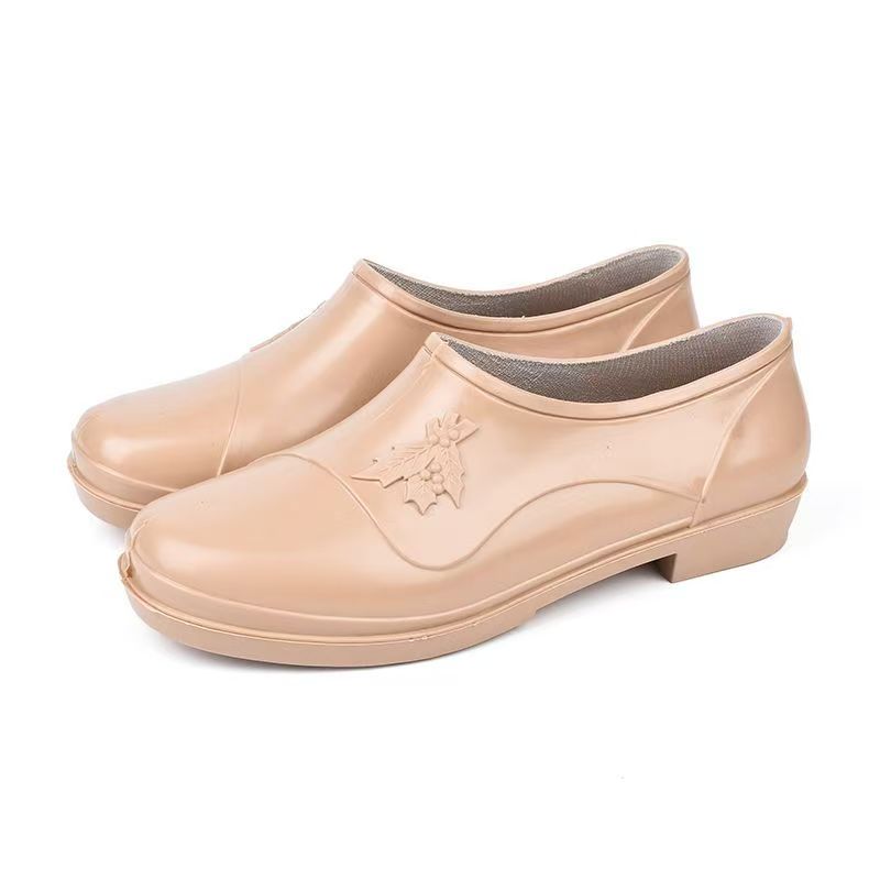 Woman's New Shallow Low Heel Rain Shoes Four Seasons New Soft Sole Non Slip Round Toe Slip On Waterproof Kitchen Work Shoes