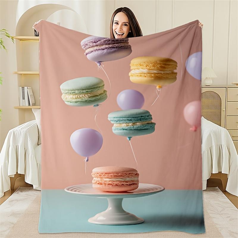 

Macaron balloon cake pattern Flannel printed blanket suitable for all seasons suitable for living room office sofa and travel 75x100cm (30x40inch)