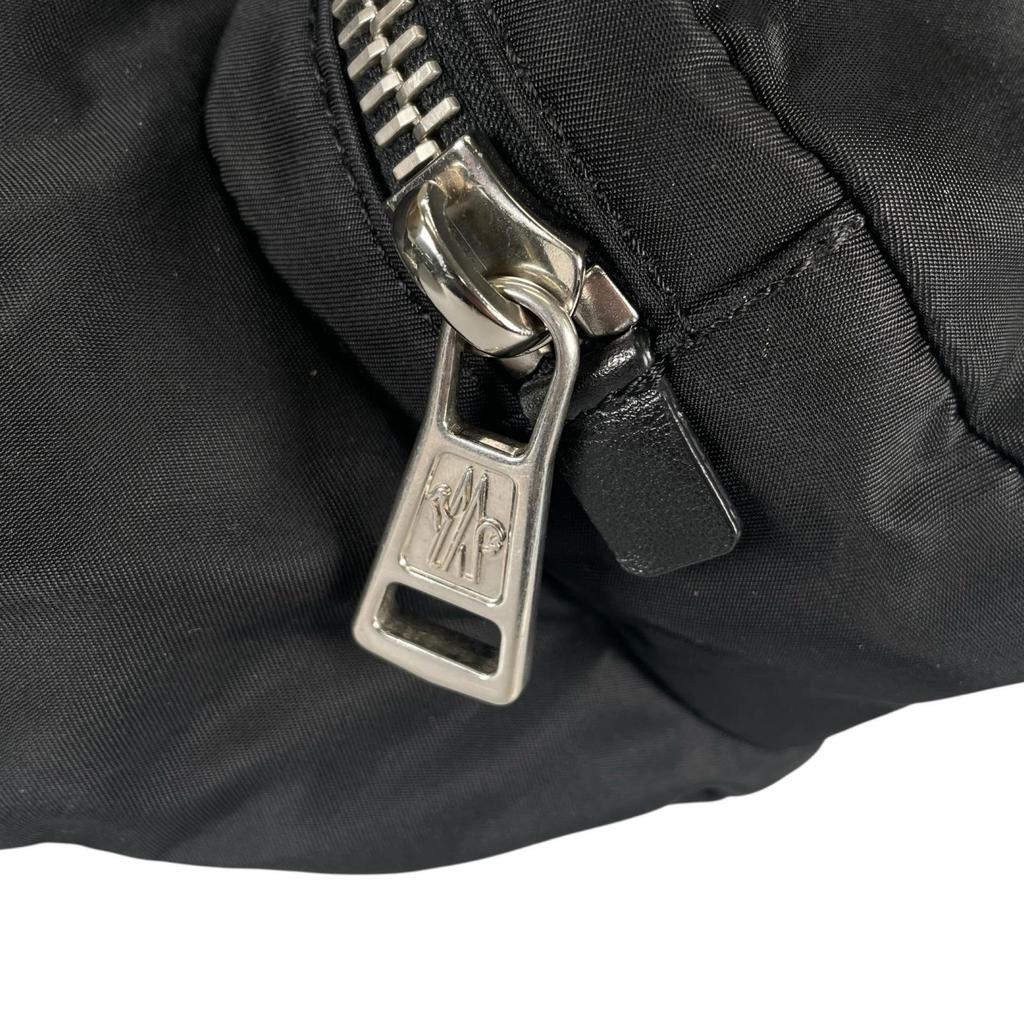 MONCLER G209A5M70200 02SZK body bag black mens used