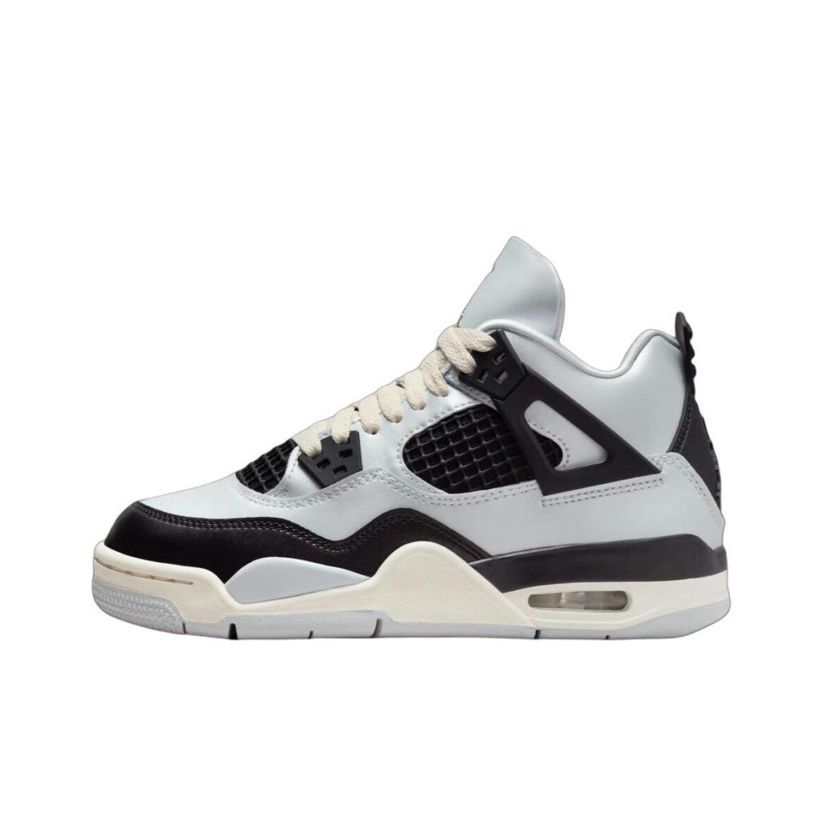 

Air Jordan 4 GS Pure Platinum 35.5