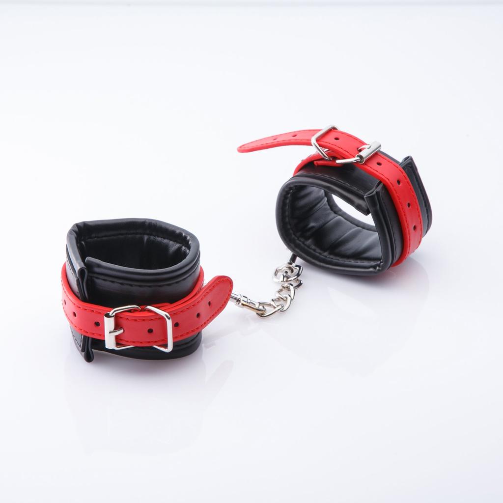 [Japanese Brand] BENITSUBAKI Handcuffs