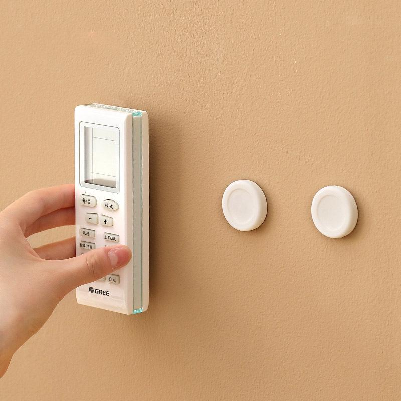 1 výkonný magnetický držák na stěnu, bílé magnetické háčky na nálepky na lednici Dálkové ovladače Domácí háčky