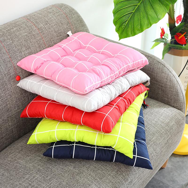 1Pc Student Fart Pad Winter Window Seat Cushion Warm Cotton Pad Thicken Cushion Office Supplies 40x40CM With Strap