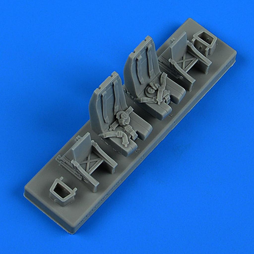 Quickboost Mil Cockpit and Fischer Seatbelt Set Plastic Model Parts QIC49199 1/48 Mi-17 (Helicopter)
