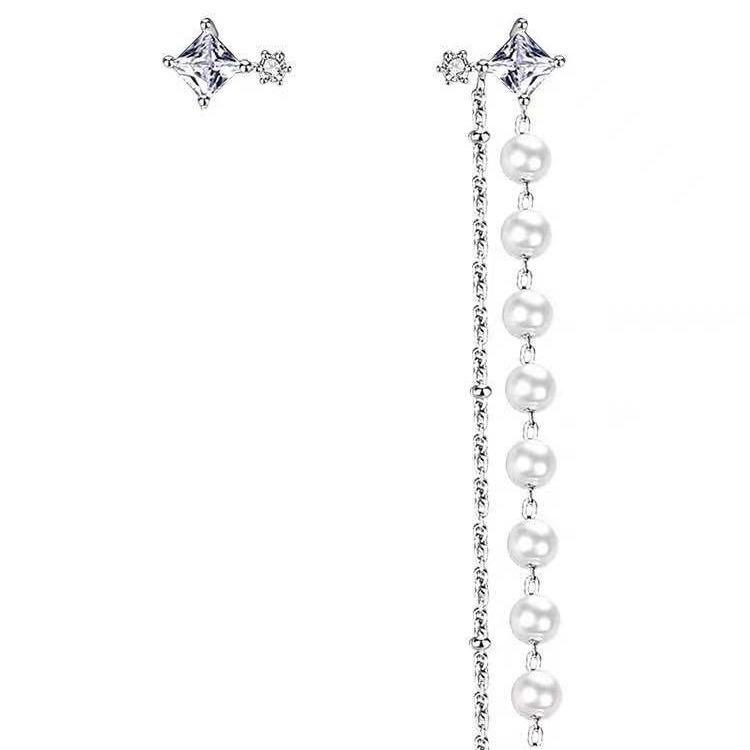 Niche High-End Tassel Earrings: 925 Sterling Silver Heart Studs for Women - Cute Japanese Design