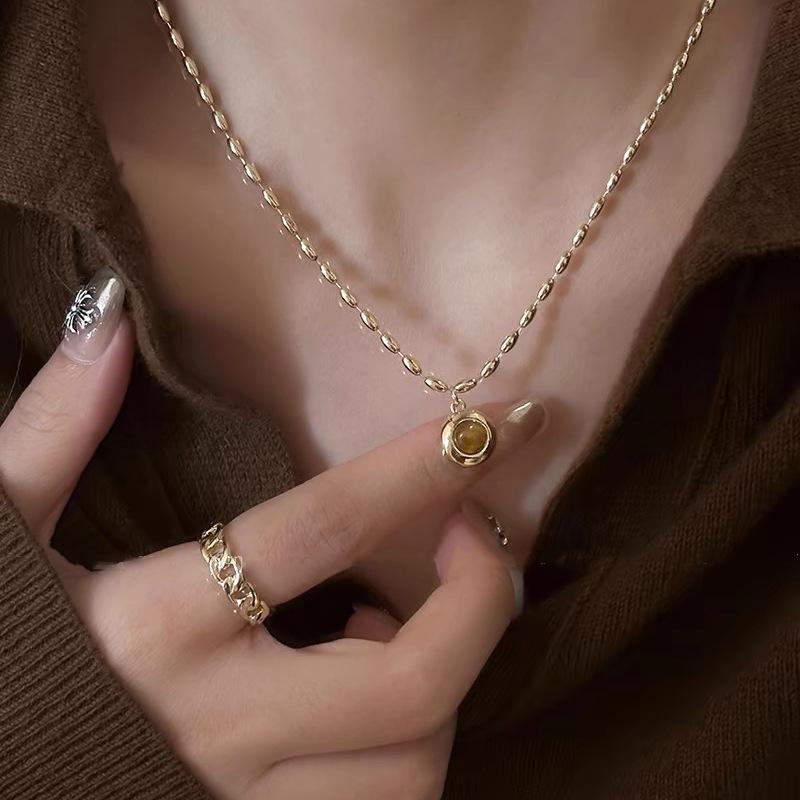 Simple Temperament Golden Beanie Necklace Female