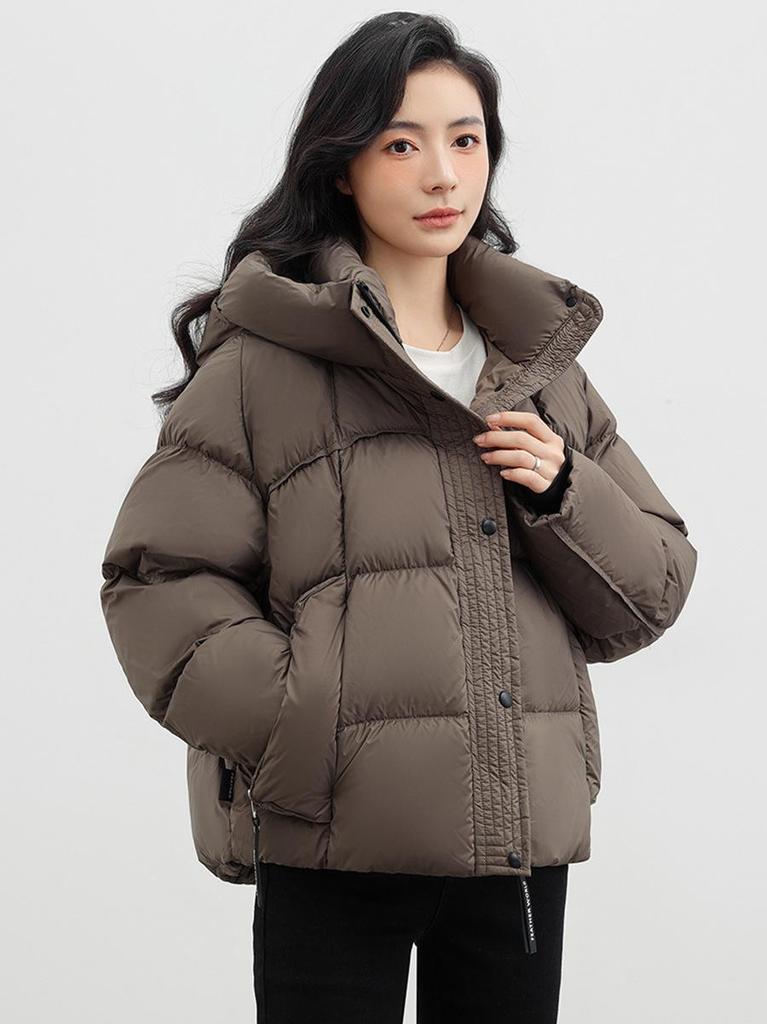 Women's Fashionable Winter 2026 Short White Hooded Duck Down Puffer Jacket