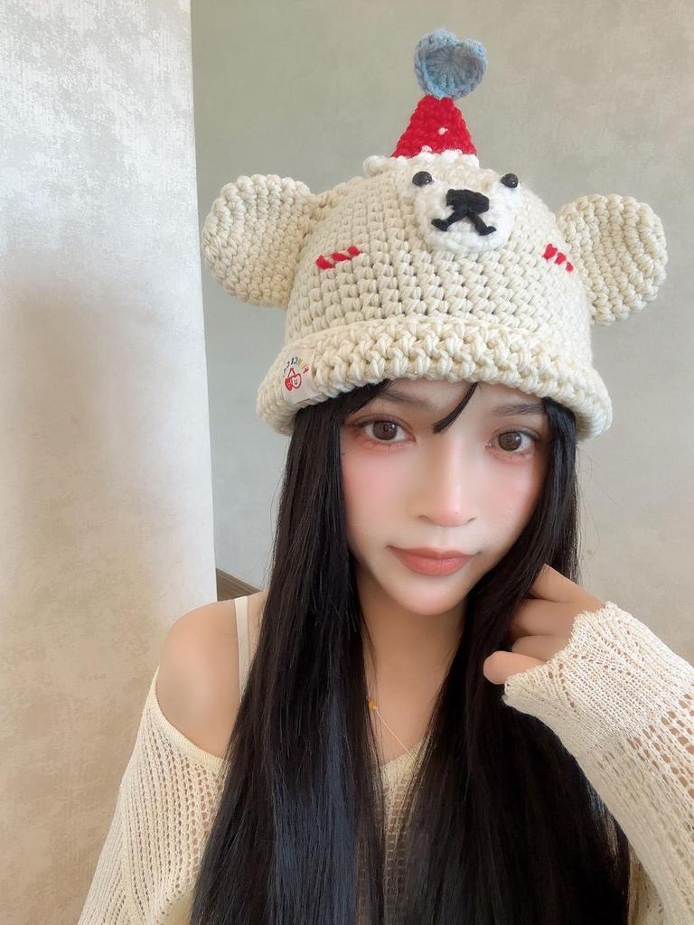 Trendy 2025 Handmade Knitted Cartoon Bear Wool Hat – Perfect Gift for Besties