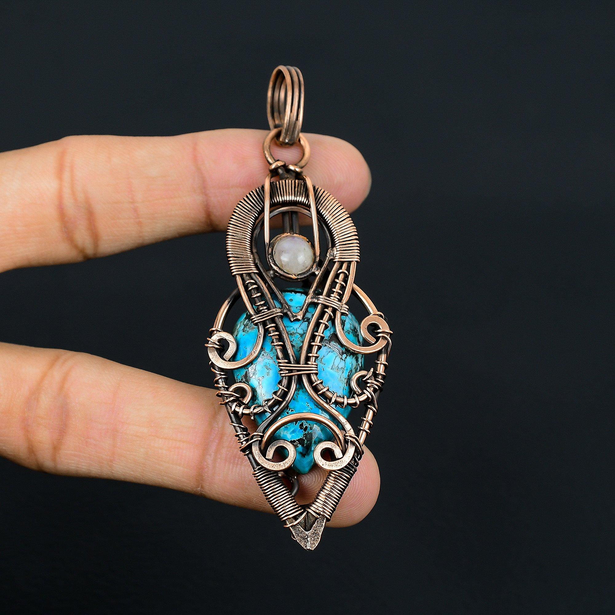 Ciondolo Fatto A Mano In Rame Con Turchese Tibetano Naturale – Wire Wrap Unico