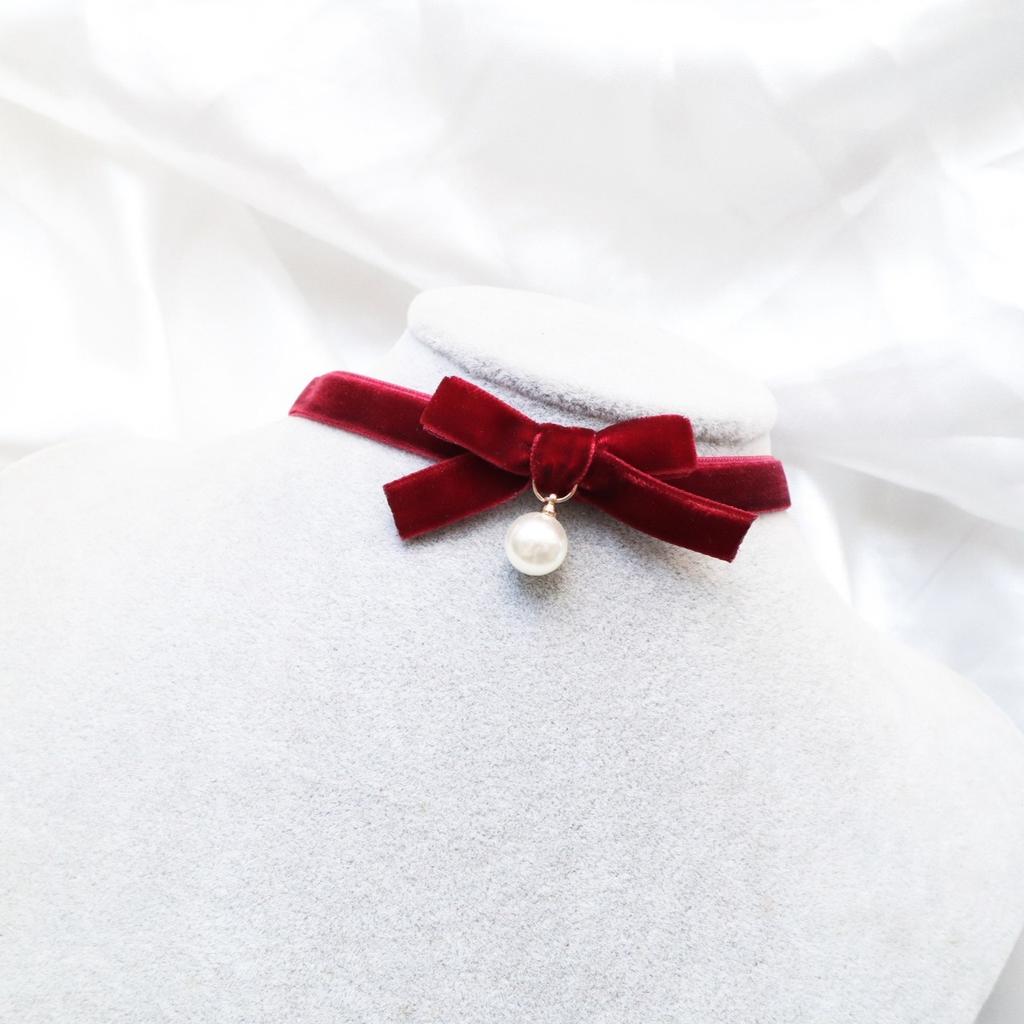 Belle Girl Style Sweet Accessory, Burgundy Necklace, Black Velvet with Collar, Choker Collarbone Chain, Necklace