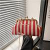 Sacs à bandoulière minimalistes à fermoir baiser Chaîne coquille couleur contrastante Sacs à main Pour femmes
