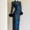 Retro New Chinese Style Autumn/Winter Velvet-Enhanced Qipao Dress - Women's Waist-Cinching Slit Long Sleeve.