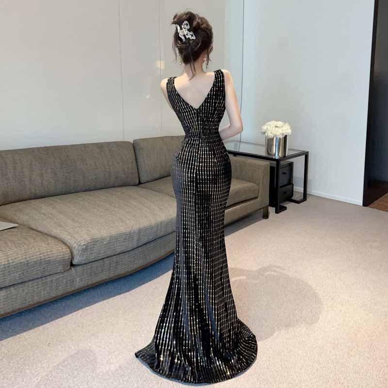 Women's sexy V-neck low-cut hollow slim-fitting long dress