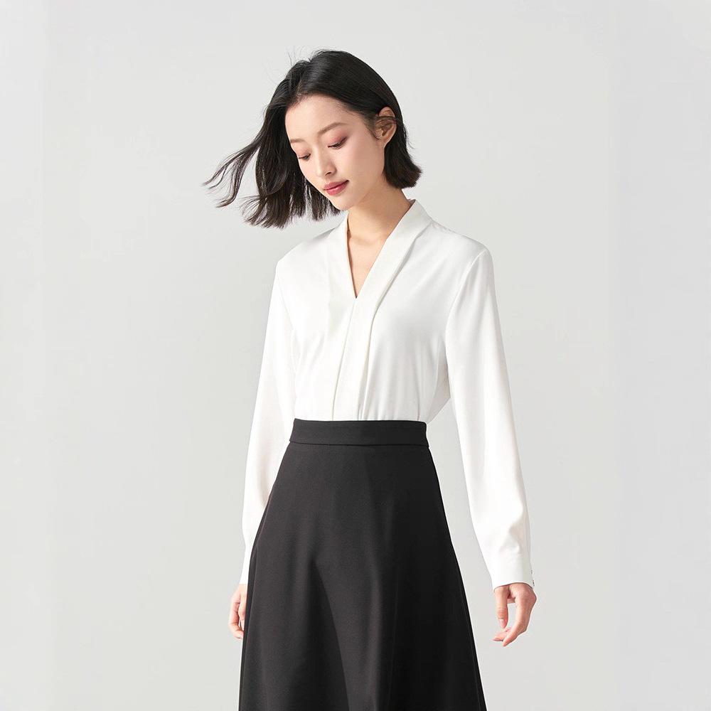 Women's White Chiffon V-Neck Professional Shirt – Elegant Formal Wear for Interviews and Office Settings