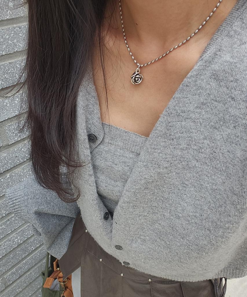 Douze Egg Rose Necklace