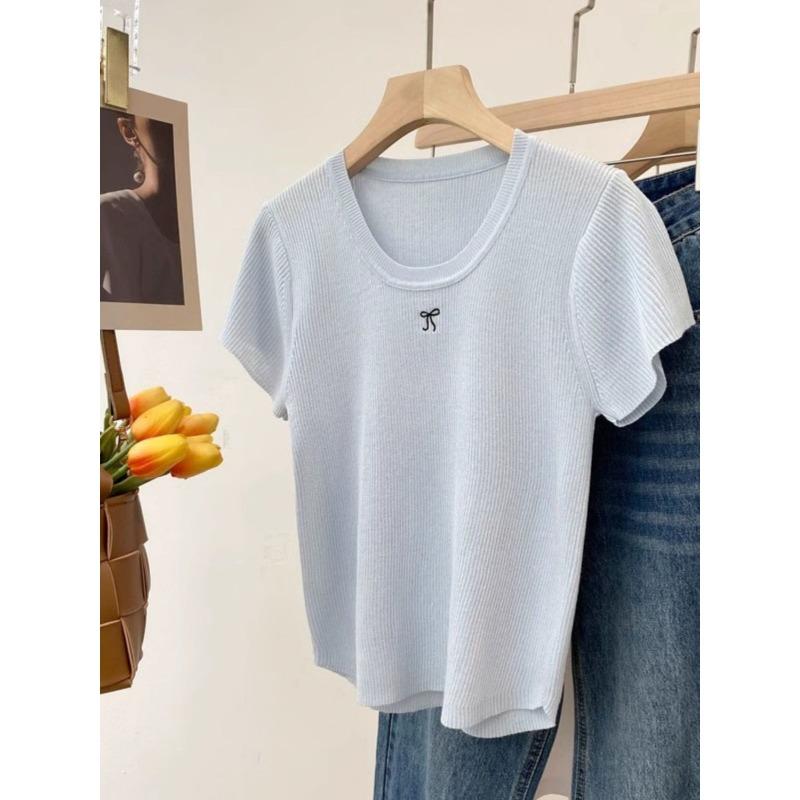 

Womens Solid Color U-Neck Ribbed Short Sleeve T-Shirt with Small Embroidery M синій